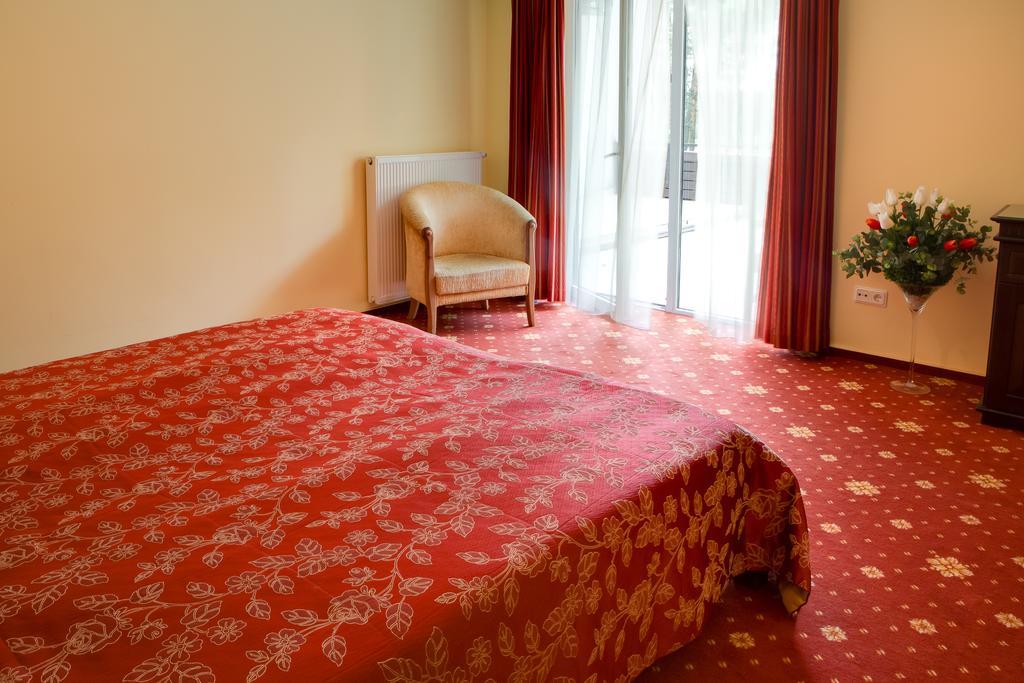 Hotel Sonata Бирштонас Экстерьер фото